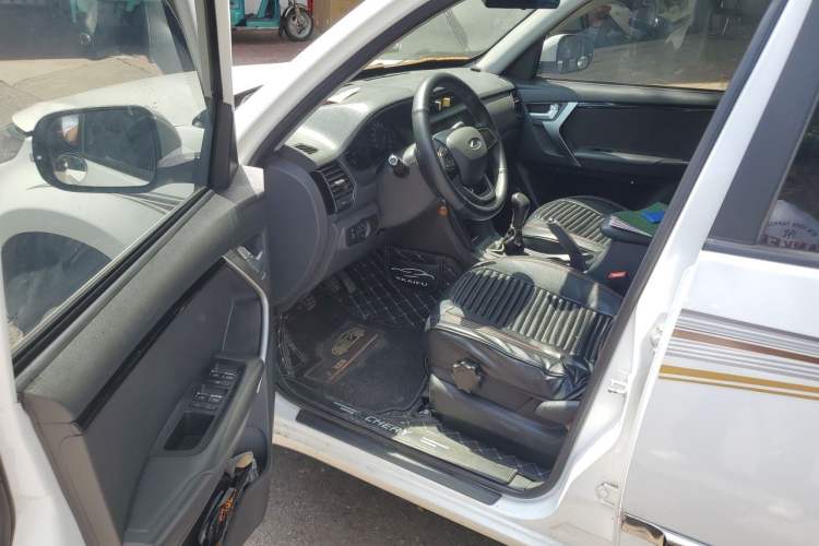 Used Chery Tiggo 3 2020 Million Global Edition 1.5L Manual Fashion Model Driver Seat