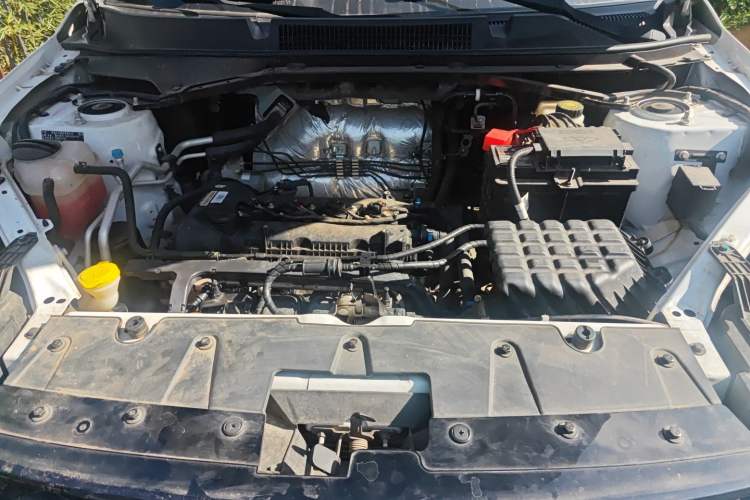 Used Chery Tiggo 3 2020 Million Global Edition 1.5L Manual Fashion Model Engine Bay