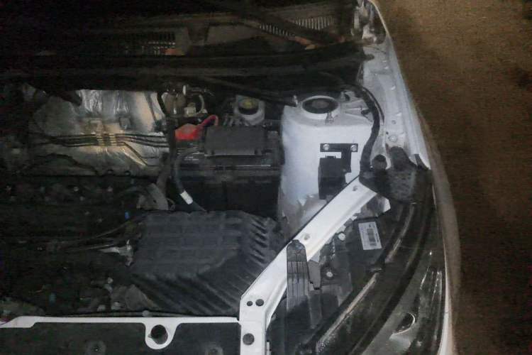 Used Chery Tiggo 3 2020 Million Global Edition 1.5L Manual Fashion Model Engine Bay Left