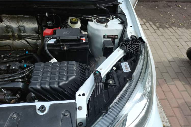 Used Chery Tiggo 3 2020 Million Global Edition 1.5L Manual Elite Model Engine Bay Left