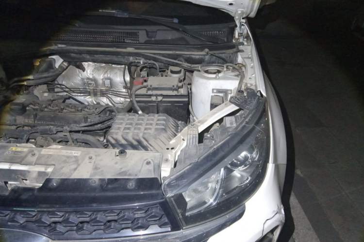 Used Chery Tiggo 3 2020 Million Global Edition 1.5L Manual Fashion Model Engine Bay Left
