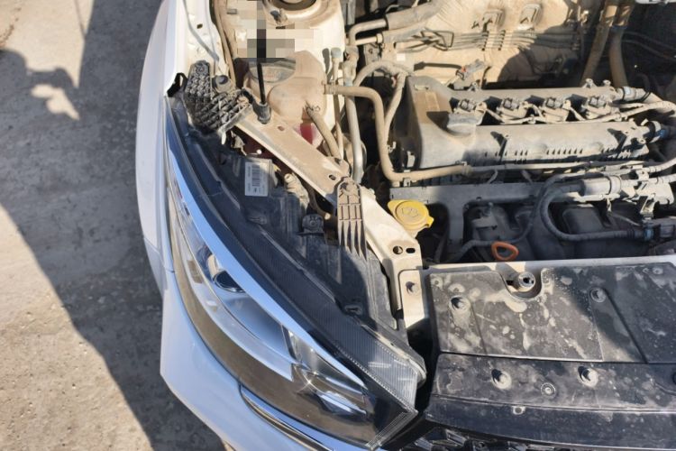 Used Chery Tiggo 3 2020 Million Global Edition 1.5L Manual Fashion Model Engine Bay Right