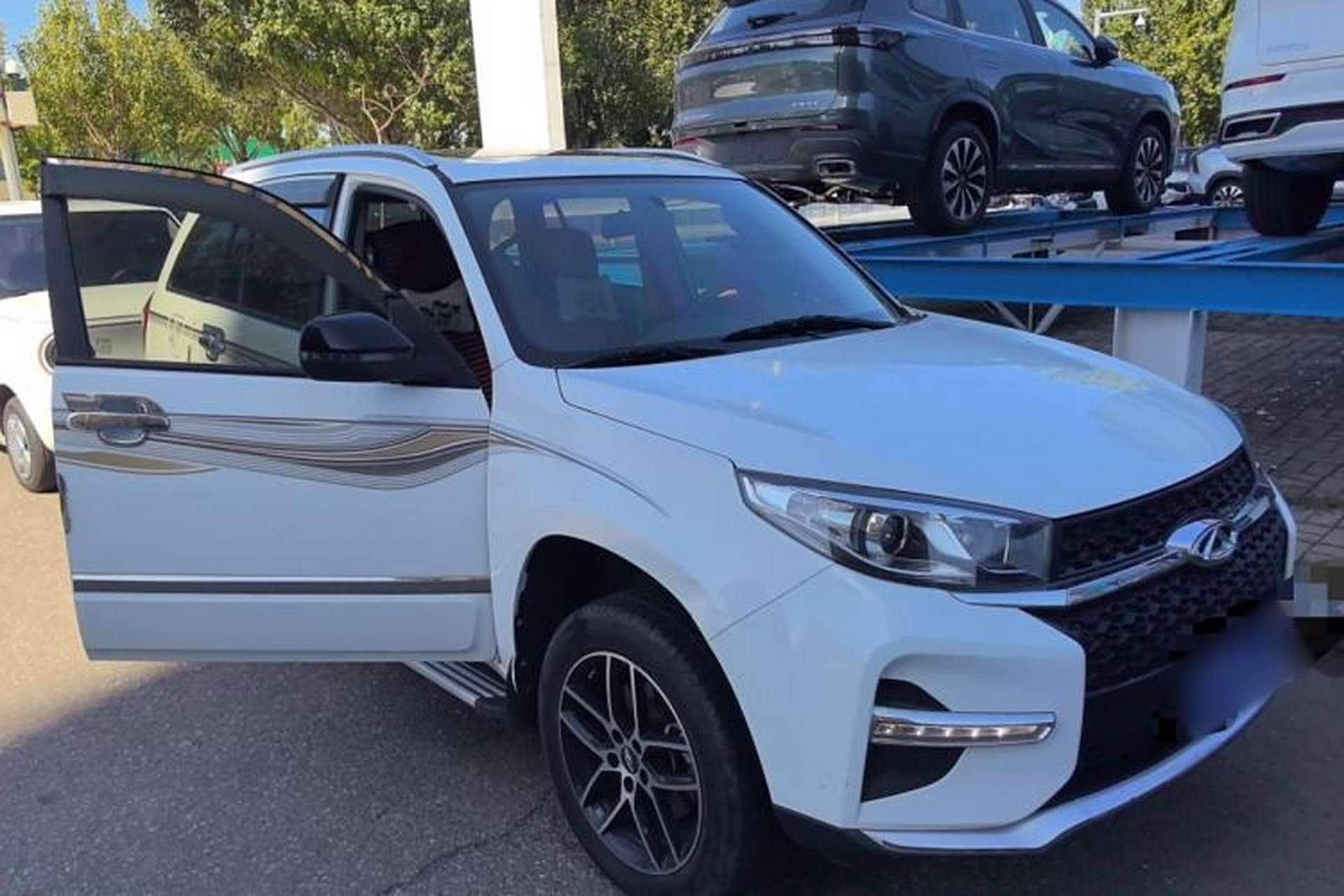 Used Chery Tiggo 3 2020 Million Global Edition 1.5L Manual Elite Model Exterior 2