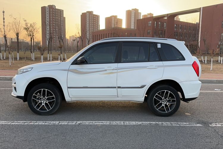 Used Chery Tiggo 3 2020 Million Global Edition 1.5L Manual Elite Model Exterior 5