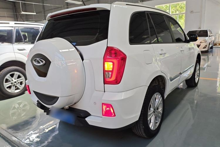 Used Chery Tiggo 3 2020 Million Global Edition 1.5L Manual Fashion Model Exterior 5