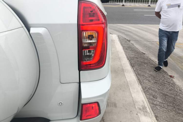 Used Chery Tiggo 3 2020 Million Global Edition 1.5L Manual Elite Model Exterior 6