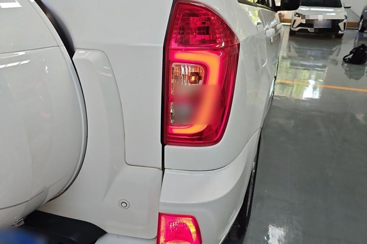 Used Chery Tiggo 3 2020 Million Global Edition 1.5L Manual Fashion Model Exterior 6