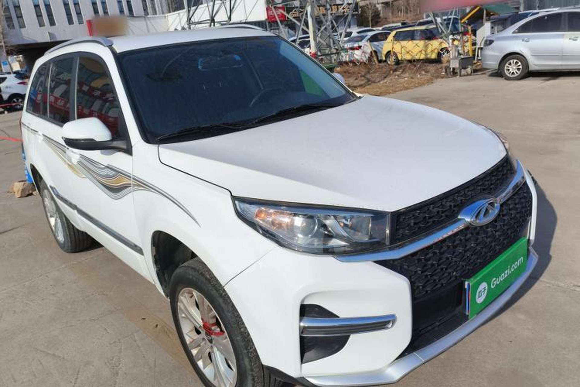 Used Chery Tiggo 3 2020 Million Global Edition 1.5L Manual Fashion Model Front Right 45 Deg