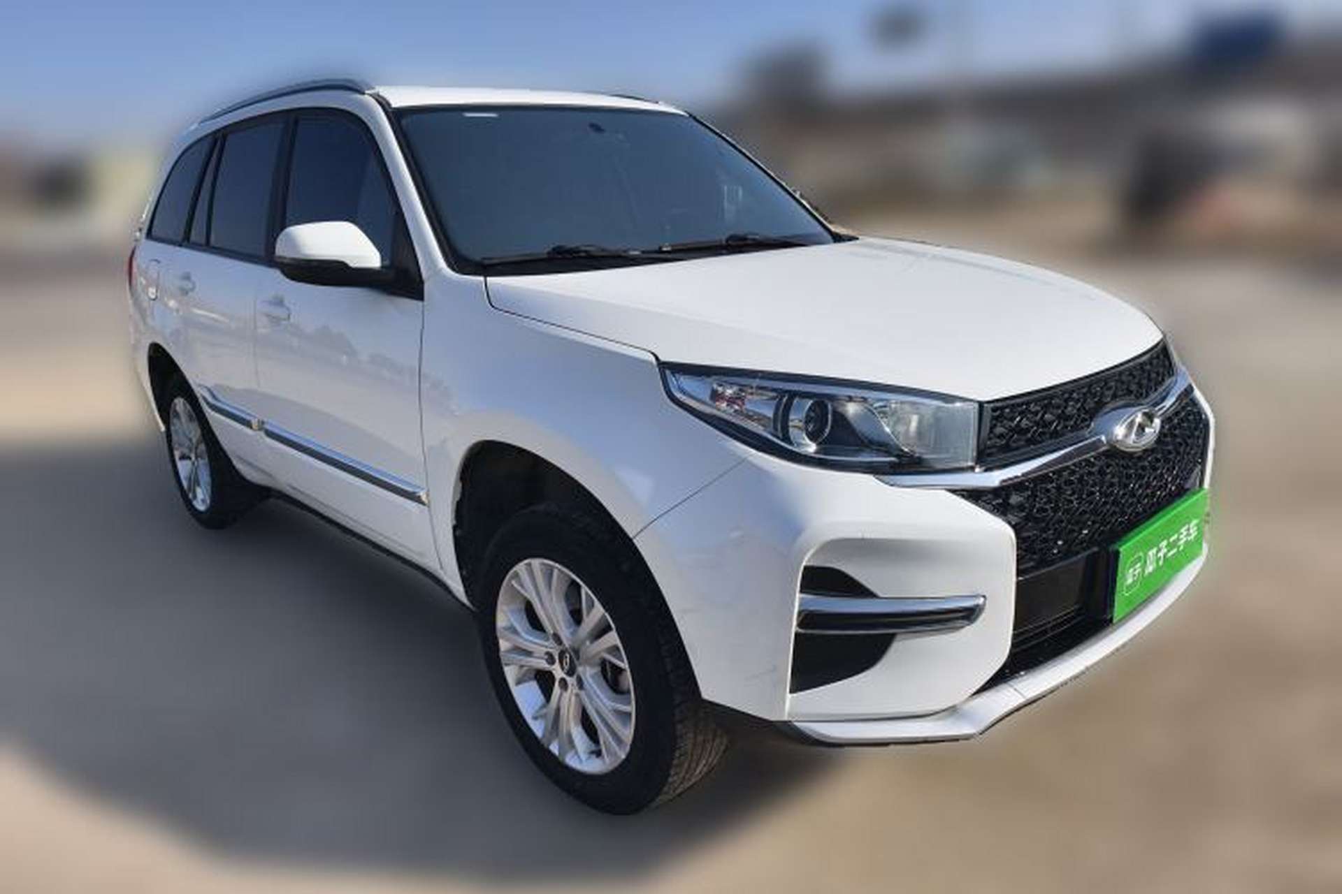 Used Chery Tiggo 3 2020 Million Global Edition 1.5L Manual Fashion Model Front Right 45 Deg