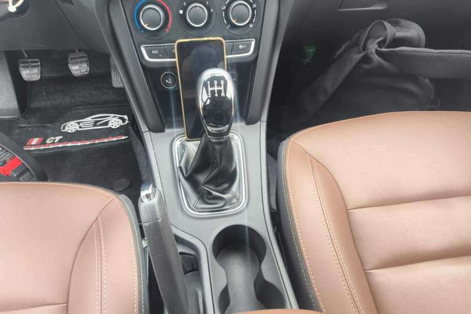 Used Chery Tiggo 3 2020 Million Global Edition 1.5L Manual Elite Model Gear Lever