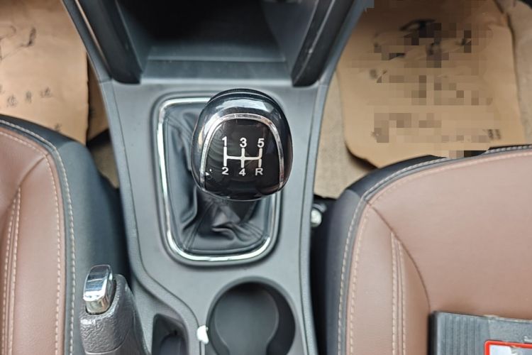 Used Chery Tiggo 3 2020 Million Global Edition 1.5L Manual Elite Model Gear Lever