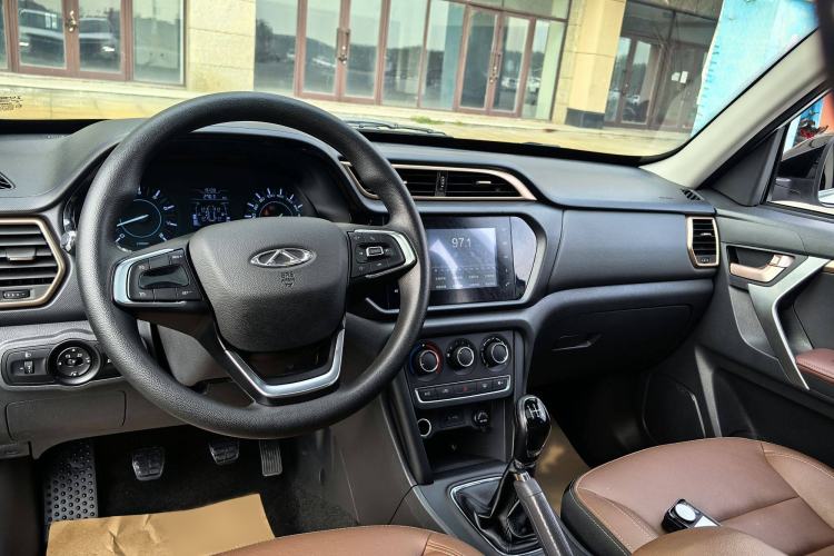 Used Chery Tiggo 3 2020 Million Global Edition 1.5L Manual Elite Model Interior 3