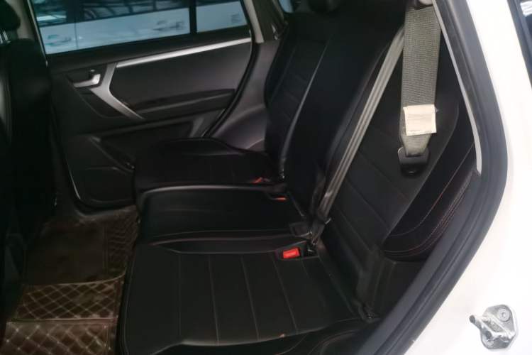 Used Chery Tiggo 3 2020 Million Global Edition 1.5T CVT Elite Model Interior 4