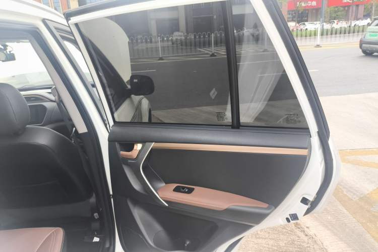 Used Chery Tiggo 3 2020 Million Global Edition 1.5L Manual Elite Model Interior 6