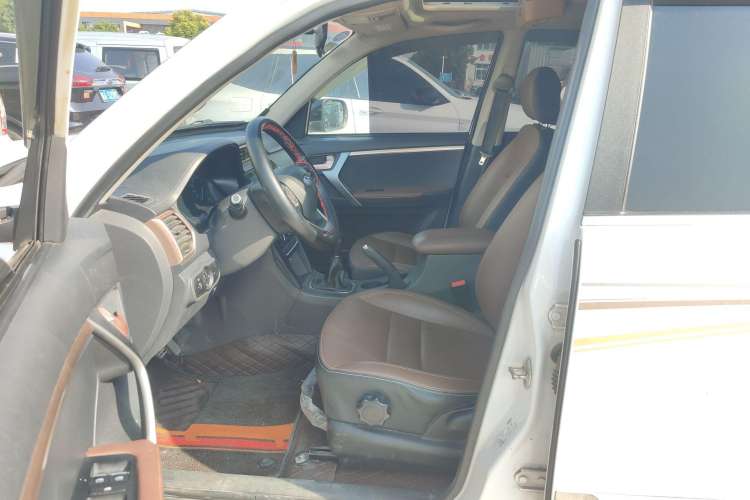 Used Chery Tiggo 3 2020 Million Global Edition 1.5L Manual Elite Model Left Front Seat