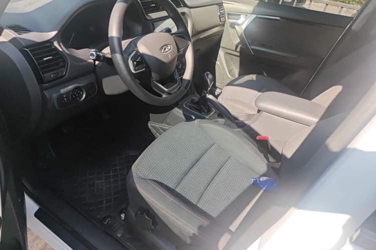 Used Chery Tiggo 3 2020 Million Global Edition 1.5L Manual Fashion Model Left Front Seat