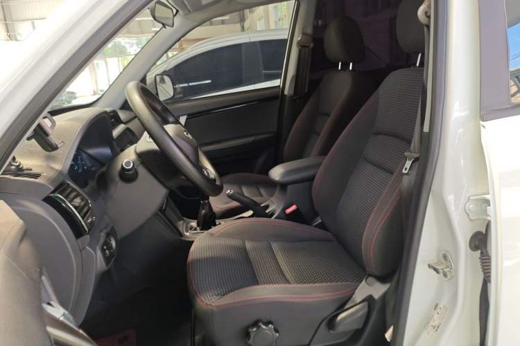 Used Chery Tiggo 3 2020 Million Global Edition 1.5L Manual Fashion Model Left Front Seat