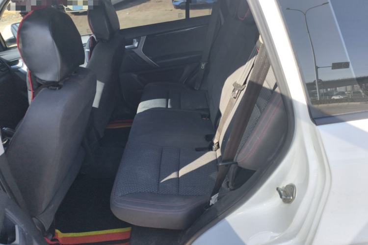 Used Chery Tiggo 3 2020 Million Global Edition 1.5L Manual Fashion Model Left Rear Seat