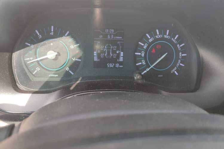 Used Chery Tiggo 3 2020 Million Global Edition 1.5L Manual Elite Model Odometer Close Up