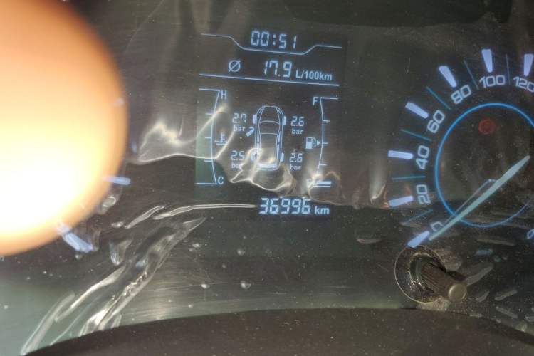 Used Chery Tiggo 3 2020 Million Global Edition 1.5L Manual Fashion Model Odometer Close Up