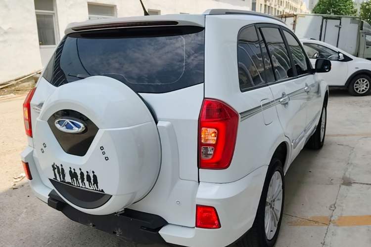 Used Chery Tiggo 3 2020 Million Global Edition 1.5L Manual Fashion Model Rear Right 45 Deg