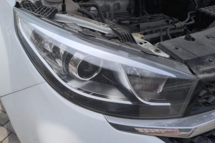 Used Chery Tiggo 3 2020 Million Global Edition 1.5L Manual Fashion Model Right Front Headlight