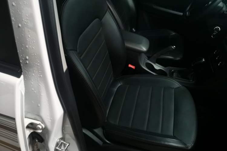 Used Chery Tiggo 3 2020 Million Global Edition 1.5T CVT Elite Model Right Front Seat
