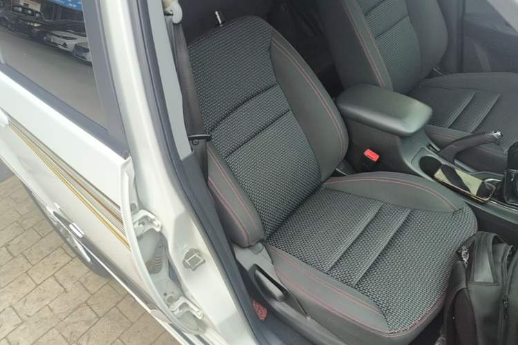 Used Chery Tiggo 3 2020 Million Global Edition 1.5L Manual Fashion Model Right Front Seat