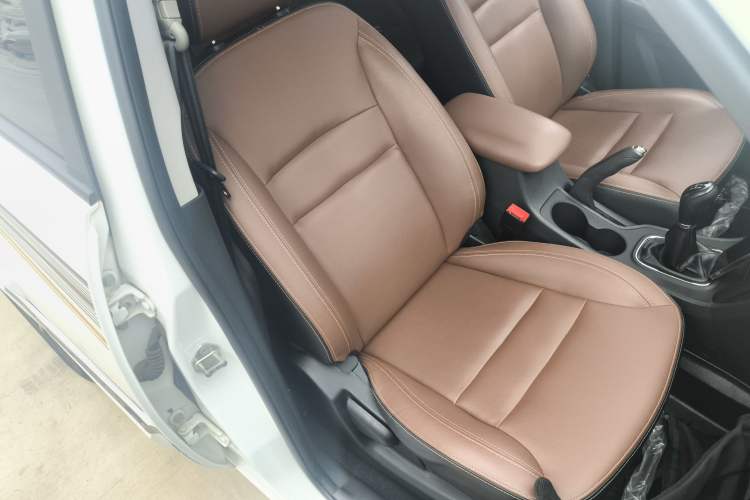 Used Chery Tiggo 3 2020 Million Global Edition 1.5L Manual Elite Model Right Front Seat