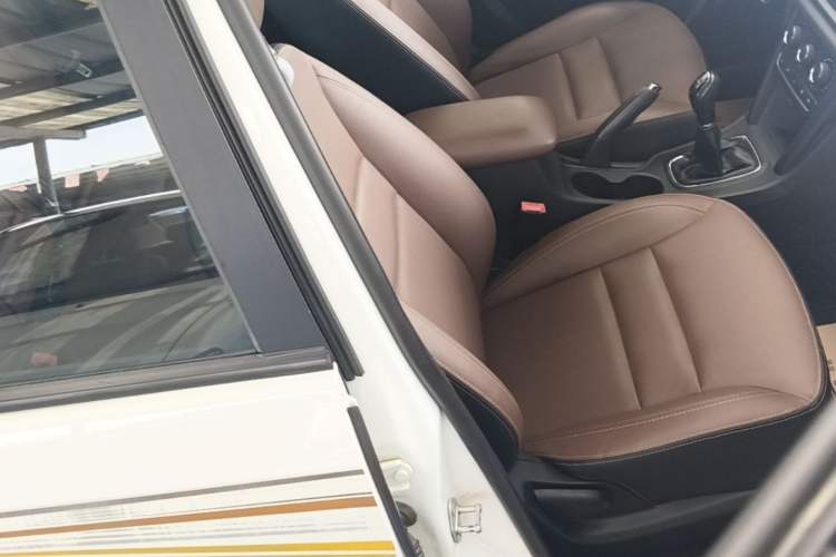 Used Chery Tiggo 3 2020 Million Global Edition 1.5L Manual Elite Model Right Front Seat