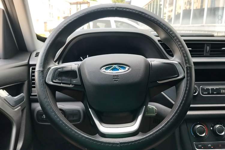 Used Chery Tiggo 3 2020 Million Global Edition 1.5L Manual Fashion Model Steering Wheel