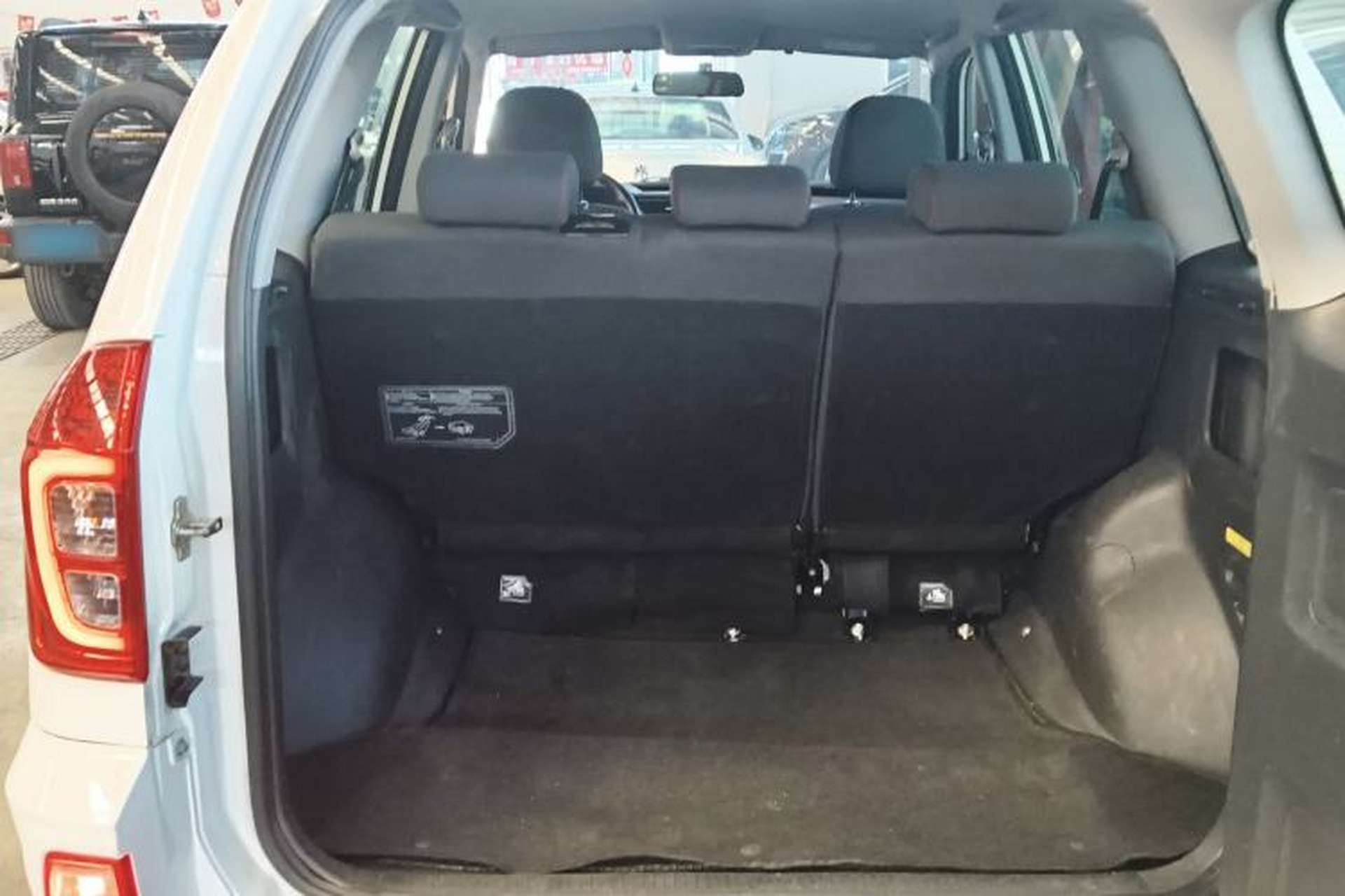 Used Chery Tiggo 3 2020 Million Global Edition 1.5L Manual Fashion Model Trunk