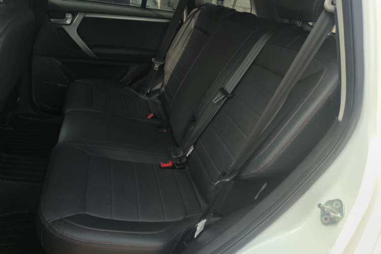 Used Chery Tiggo 3 2022 Classic Value Edition 1.5T CVT Prestige Model Left Rear Seat