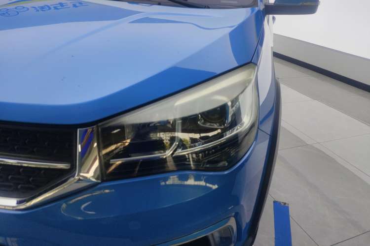 Used Chery Tiggo 3X 2017 1.5L Automatic Fashion Edition Left Front Headlight