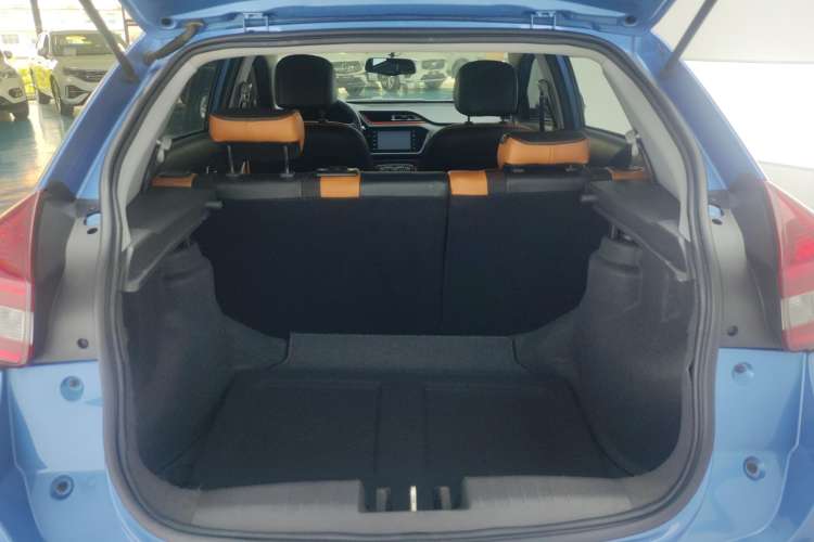 Used Chery Tiggo 3X 2017 1.5L Automatic Fashion Edition Trunk