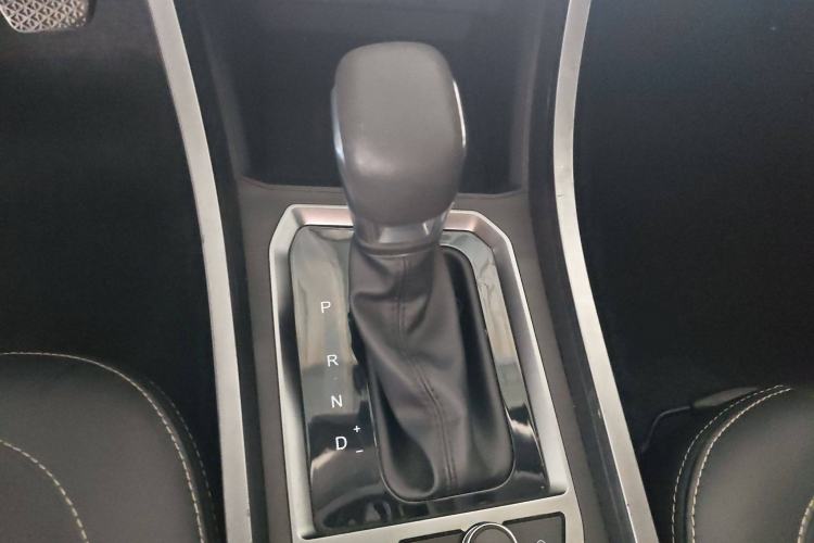 Used Chery Tiggo 3X 2021 PLUS 1.5L CVT Thrilling Red Date Edition Gear Lever