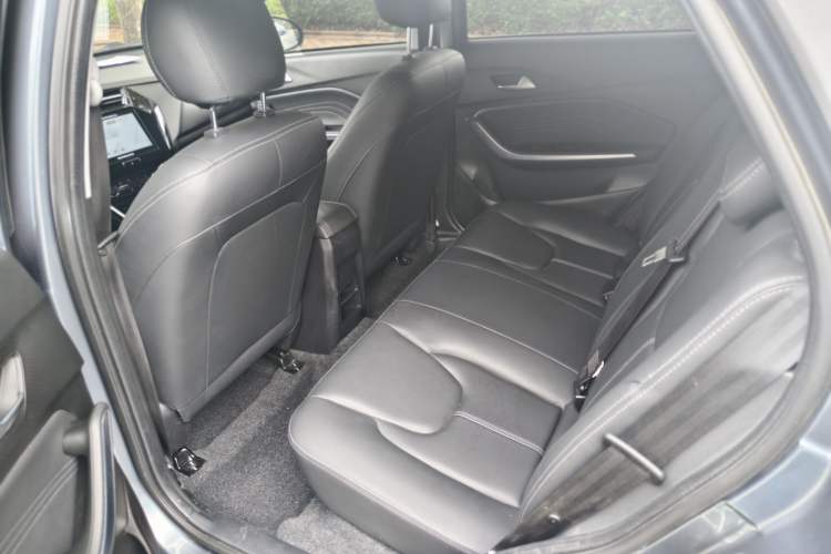 Used Chery Tiggo 3X 2021 PLUS 1.5L CVT Thrilling Red Date Edition Interior 2