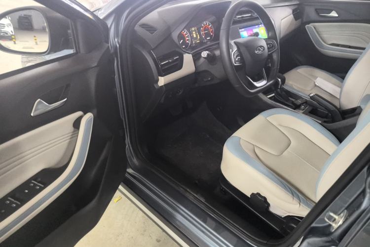 Used Chery Tiggo 3X 2022 Diamond Edition 1.5L CVT Elite Version Interior 2