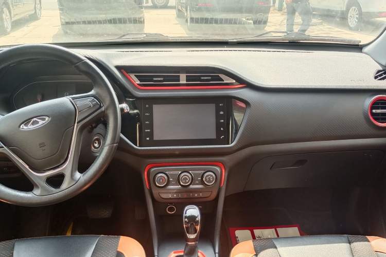 Used Chery Tiggo 3X 2017 1.5L Automatic Fashion Edition Interior 1