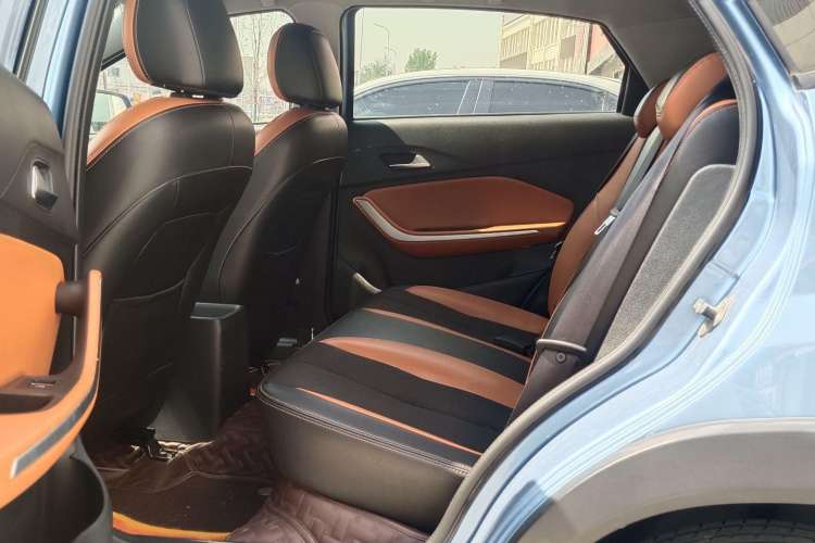 Used Chery Tiggo 3X 2017 1.5L Automatic Fashion Edition Interior 2