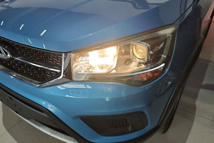 Used Chery Tiggo 3X 2017 1.5L Automatic Urban Edition Left Front Headlight