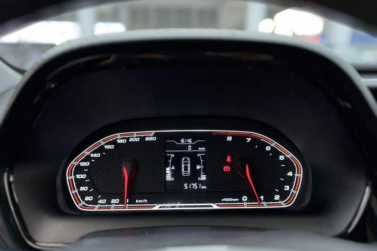 Used Chery Tiggo 3X 2017 1.5L Manual Fashion Edition Odometer Close Up