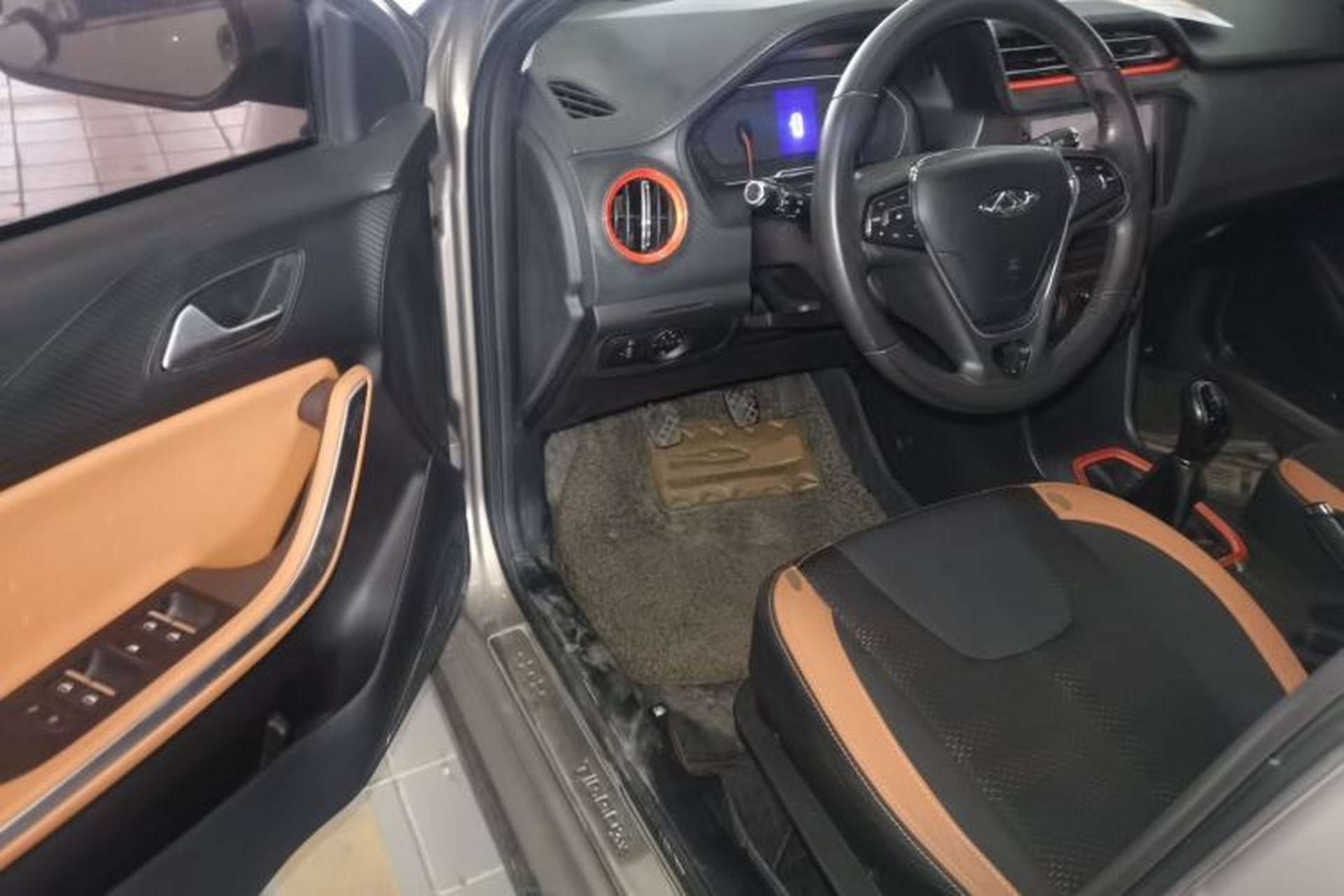 Used Chery Tiggo 3X 2017 1.5L Manual Urban Leading Edition Driver Seat