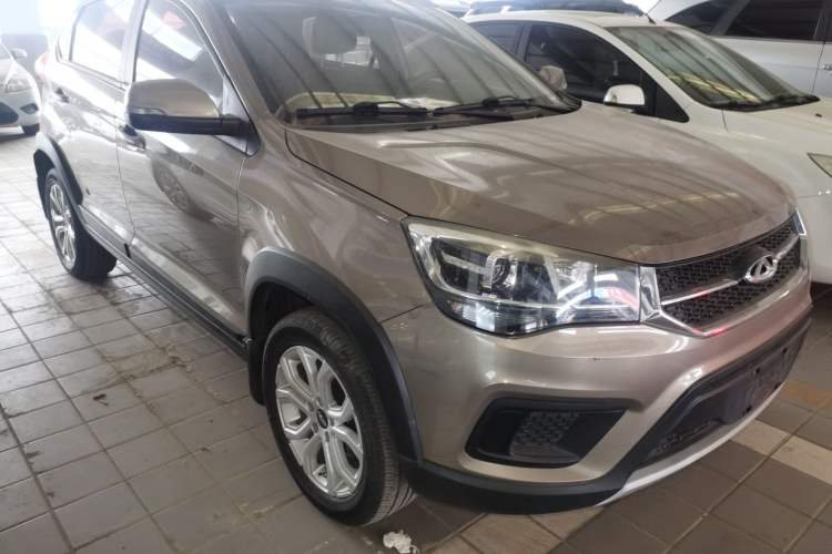Used Chery Tiggo 3X 2017 1.5L Manual Urban Leading Edition Front Right 45 Deg