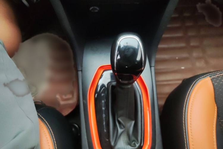 Used Chery Tiggo 3X 2017 1.5L Automatic Fashion Edition Gear Lever