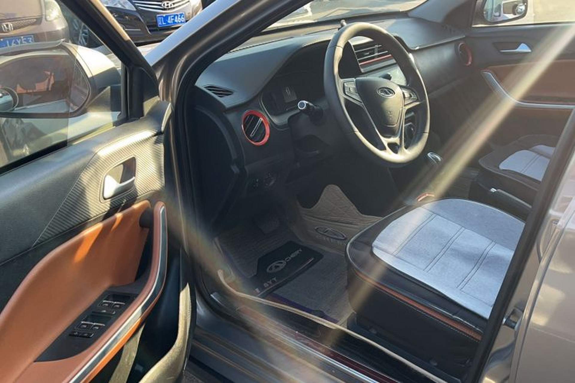 Used Chery Tiggo 3X 2017 1.5L Automatic Comfort Edition Interior 2