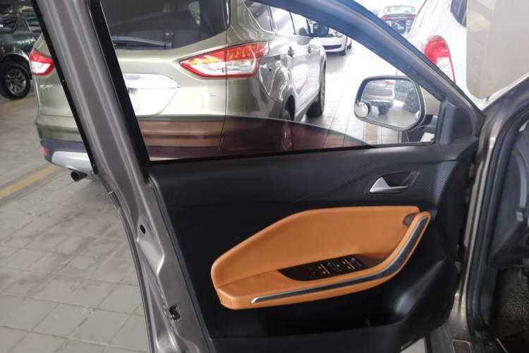 Used Chery Tiggo 3X 2017 1.5L Manual Urban Leading Edition Left Front Door Interior