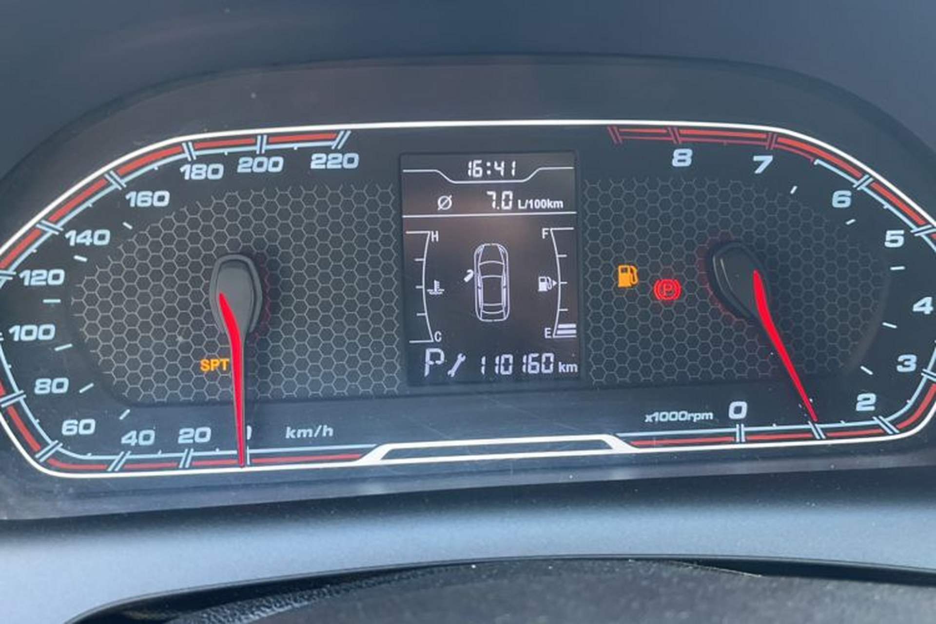 Used Chery Tiggo 3X 2017 1.5L Automatic Comfort Edition Odometer Close Up