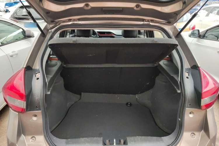 Used Chery Tiggo 3X 2017 1.5L Automatic Fashion Edition Trunk