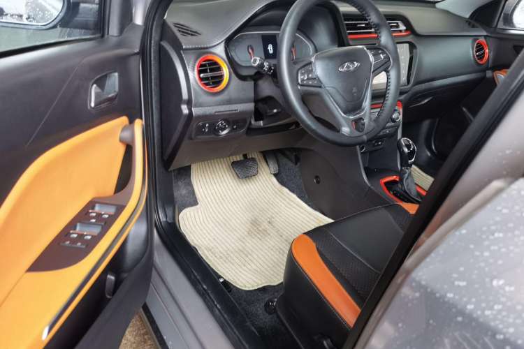 Used Chery Tiggo 3X 2017 1.5L Automatic Fashion Edition Driver Seat